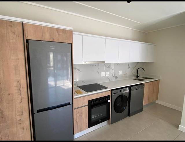 1 BEDROOM PROPERTY TO RENT IN RICHWOOD